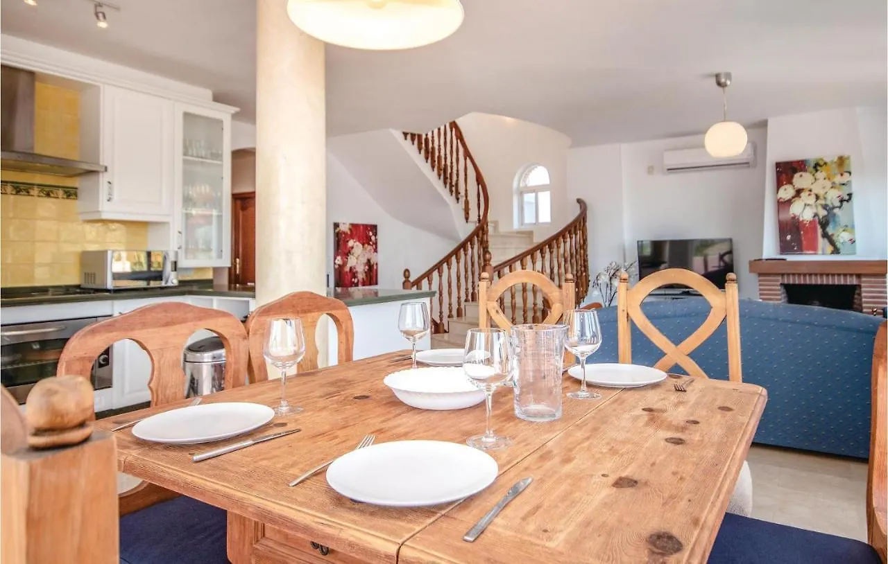 Gorgeous Home In Riviera Del Sol With Kitchen Sitio de Calahonda 0*,