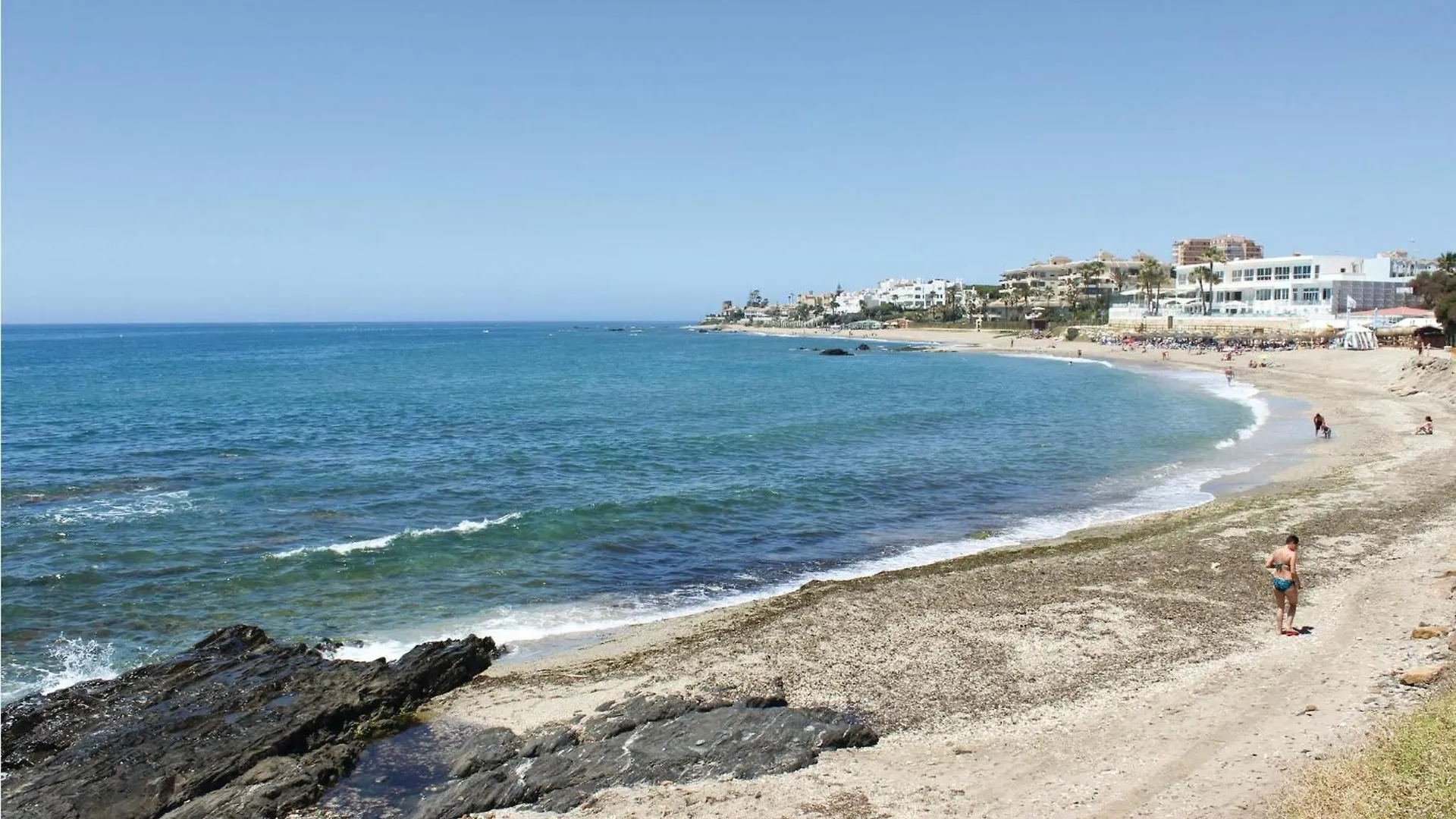 Gorgeous Home In Riviera Del Sol With Kitchen Sitio de Calahonda