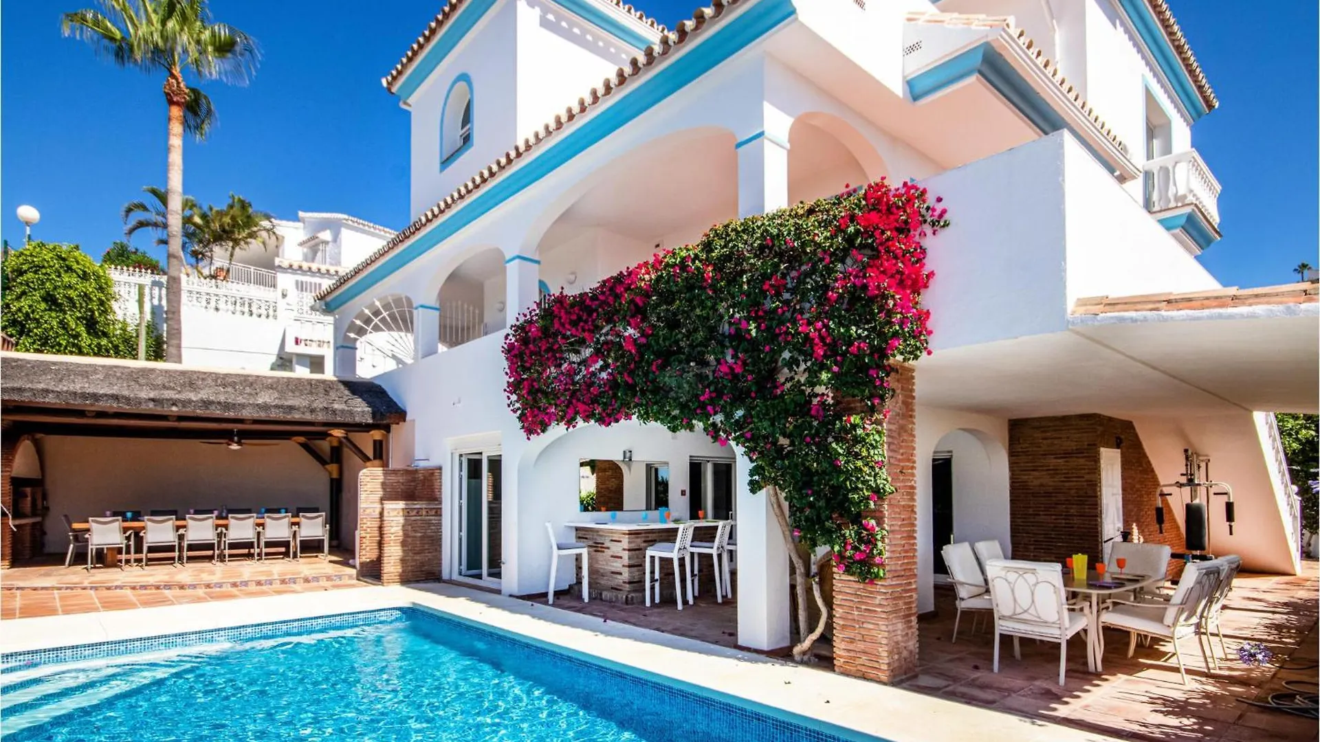 Gorgeous Home In Riviera Del Sol With Kitchen Sitio de Calahonda
